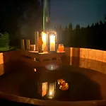 Tiny House Abenteuer Mit Hot Tub Scharten