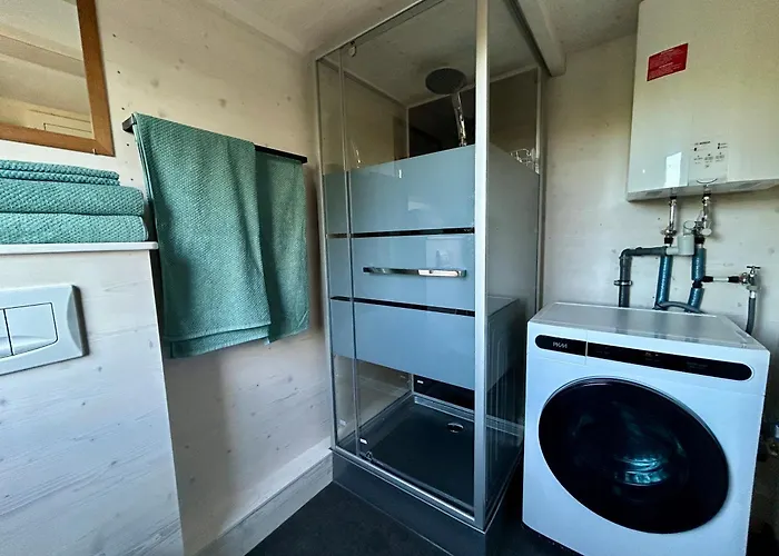 Tiny House Abenteuer Mit Hot Tub Scharten