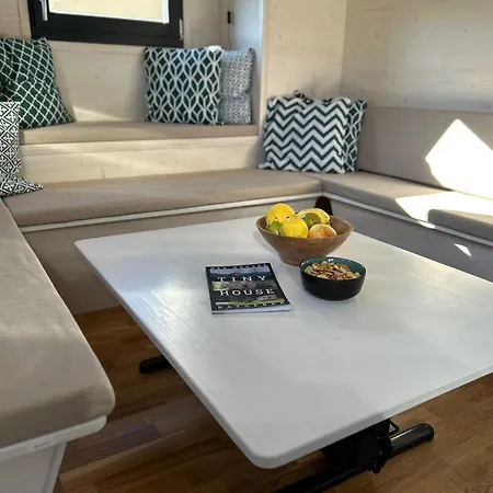 Tiny House Abenteuer Mit Hot Tub דירה